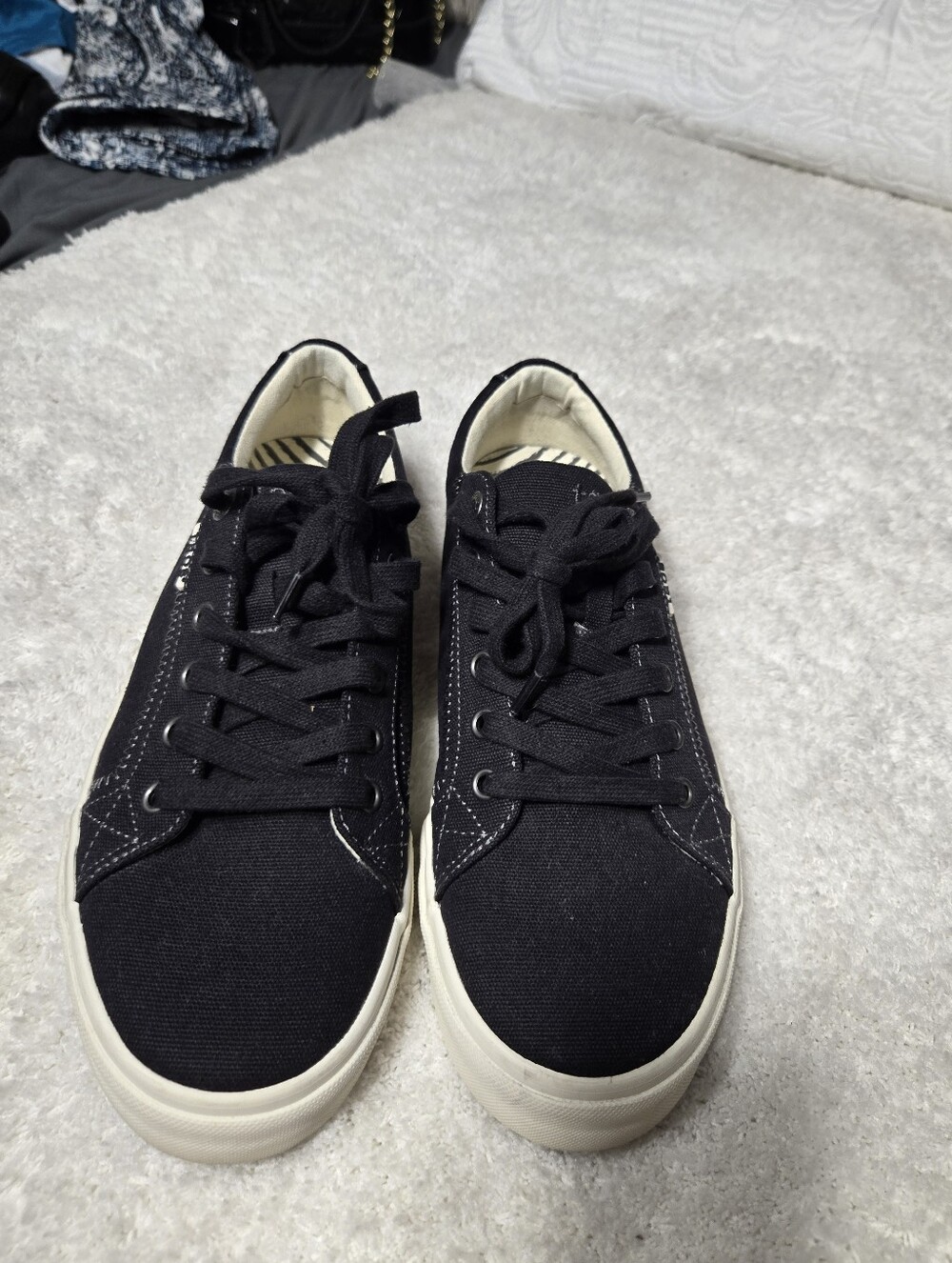 Taos Women's Plim Soul Sneakers Canvas Black Sz 10 New - Picture 7 of 11